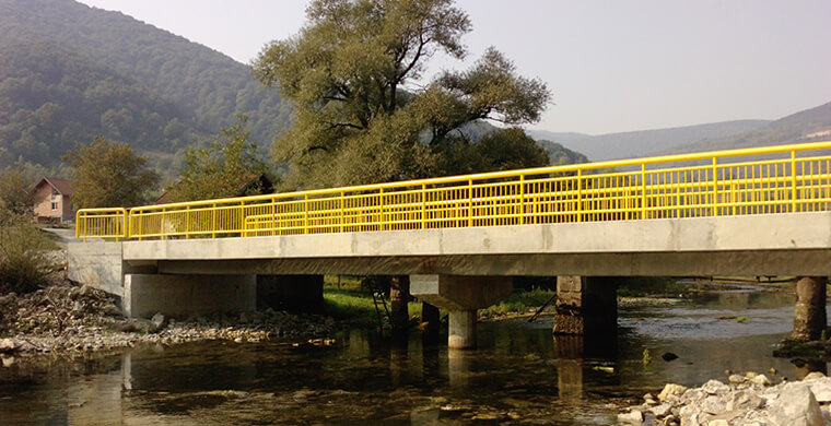 Most preko rijeke Ribnik_01